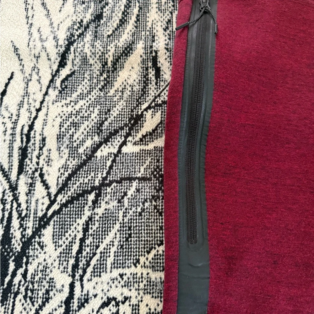 Nike Tech Performance Heather Burgundy/Reflective Black Sweatpants Joggers